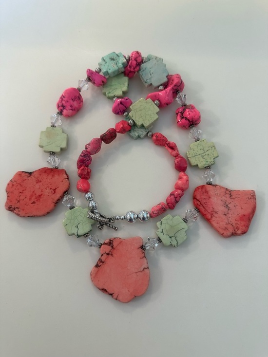 Handmade Western Boho Pink & Green Stone Statement Jewelry Set - 3pc - Picture 9 of 13